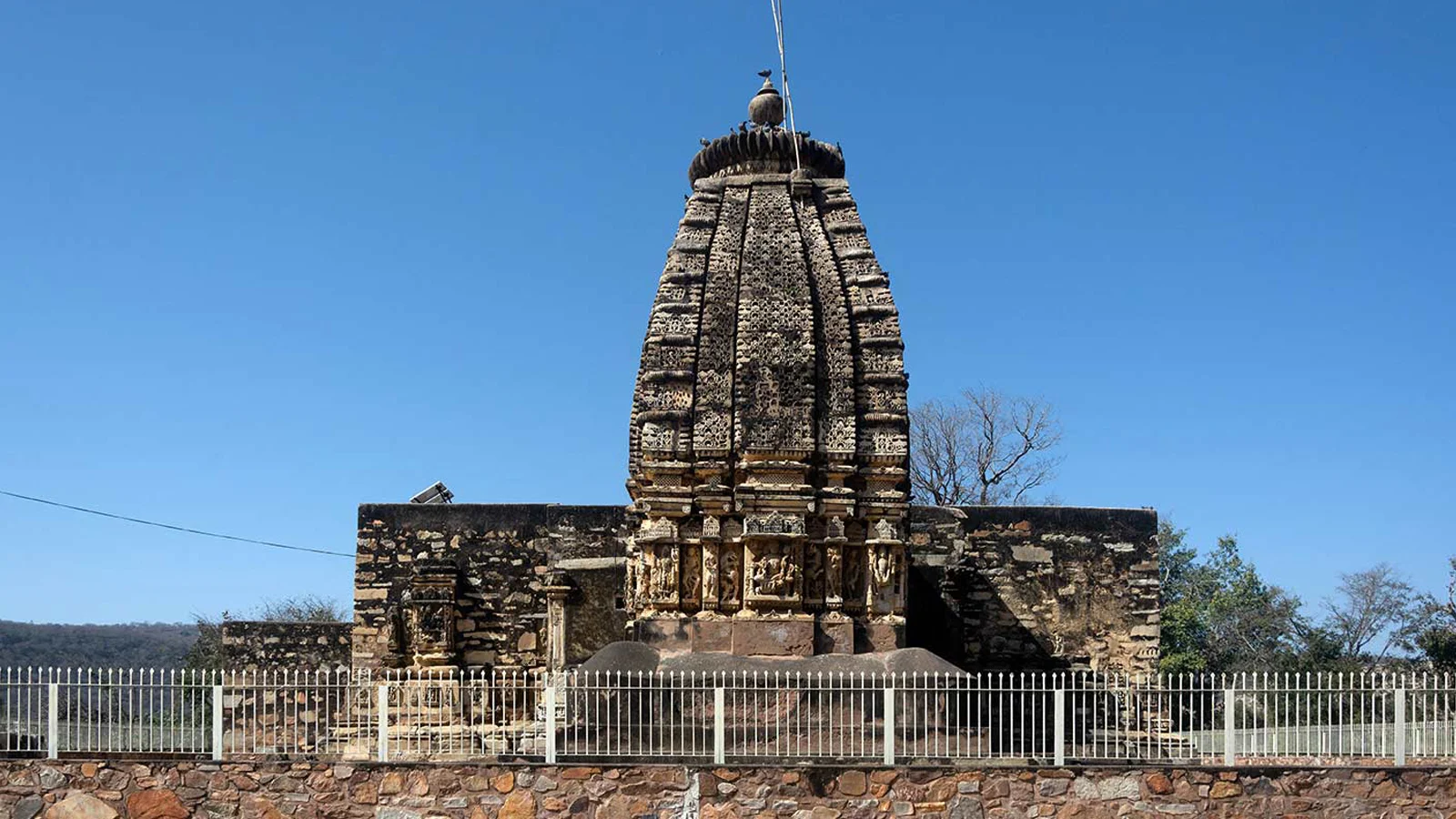 neelkantha-mahadeva-temple